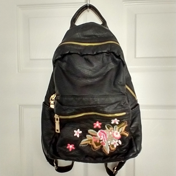 LD Floral Embroidered Medium Size Backpack Like New